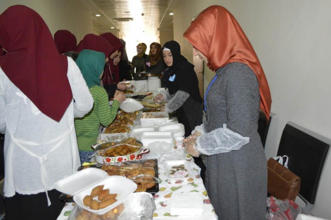 Hilvan'da inşaat halindeki Cami ve Kur'an kursu için kermes düzenlendi