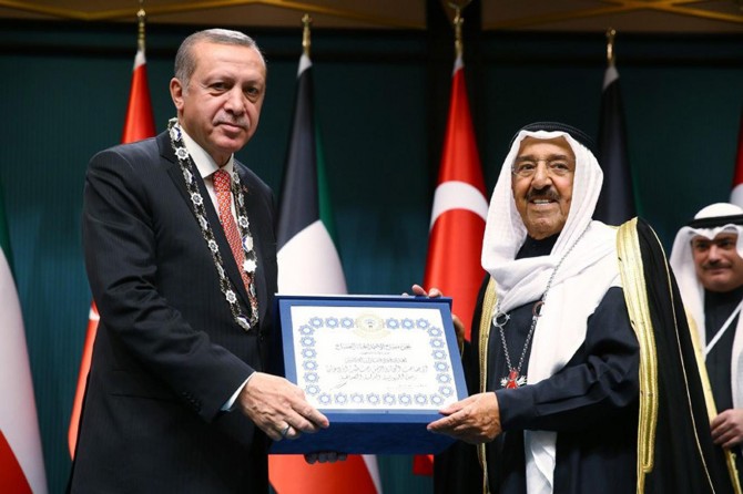 Kuveyt Emiri El Sabah’a devlet nişanı verildi