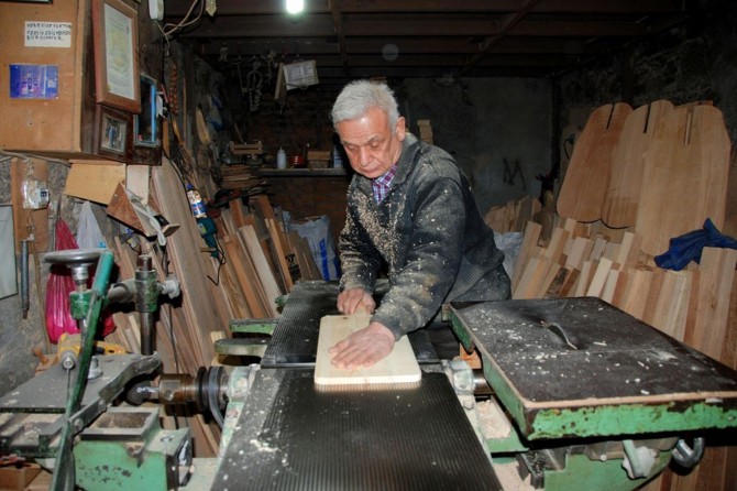 Ji kargeha xwe ya biçûk berên firnê difiroşe 5 welatan