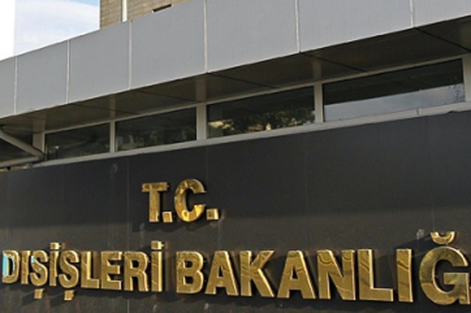 Dışişlerinden Yunanistan'daki yangında ağır hasar gören camiye ilişkin açıklama