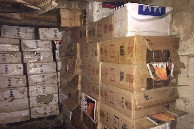 Di nav xanî de 72 hezar pakêt cixareya qeçax hat bidestxistin