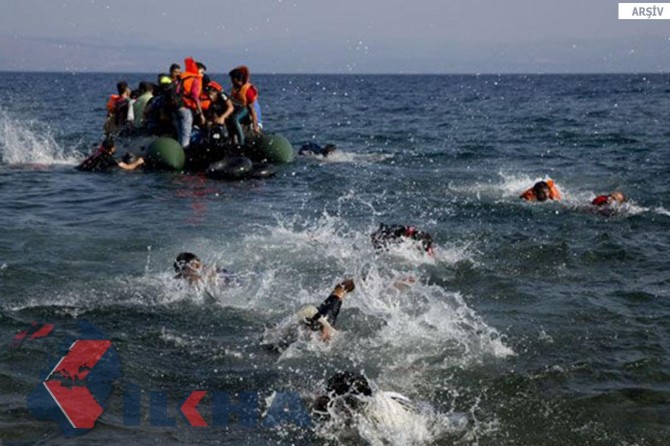 Two immigrant boats capsized: 250 dead