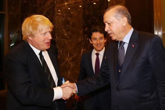Cumhurbaşkanı Erdoğan İngiliz Bakan Johnson'la görüştü