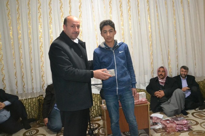 Meal ve Siyer Sınavı’nda dereceye girenlere ödül verildi