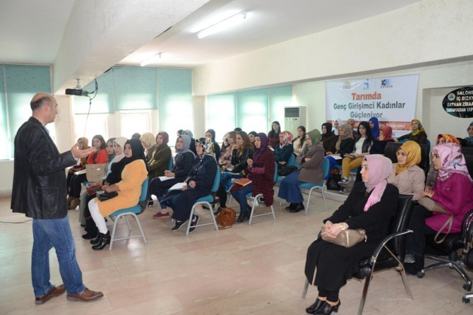 Girişimci kadınlara eğitim verildi