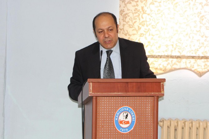 "Uyuşturucuya alışan gençlerin sorunu toplumsal meseledir"