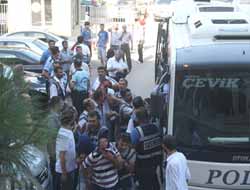 Fuhuş Operasyonunda Gözaltına Alınan 53 Kişi Adliyede