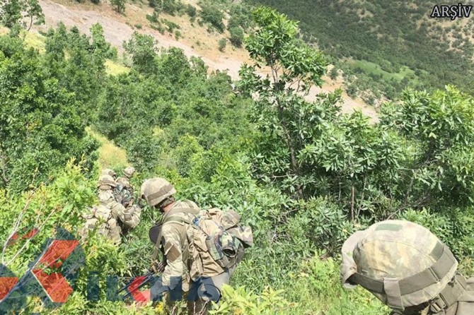 Di 9 gundên Diyarbekirê de qedexeya derketina derve hat îlankirin