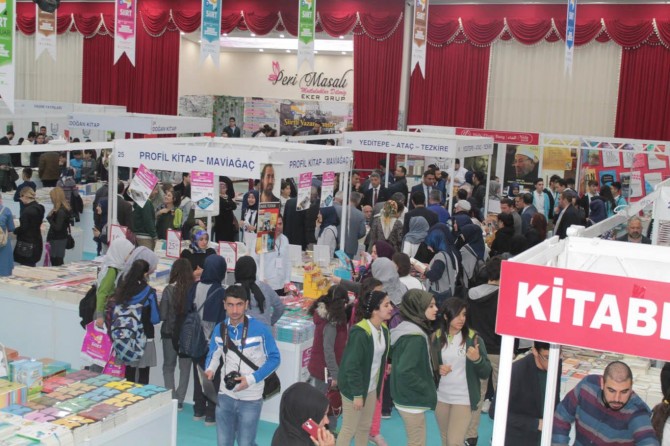 Siirt'te kitap fuarı açıldı