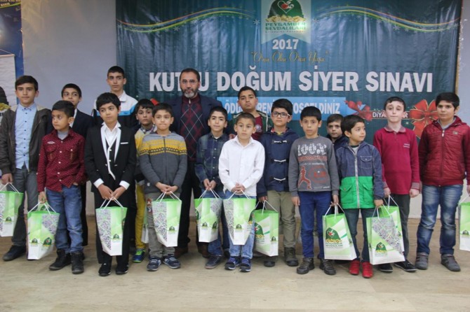 Siyer Sınavında dereceye girenlere ödüller verilmeye devam ediliyor