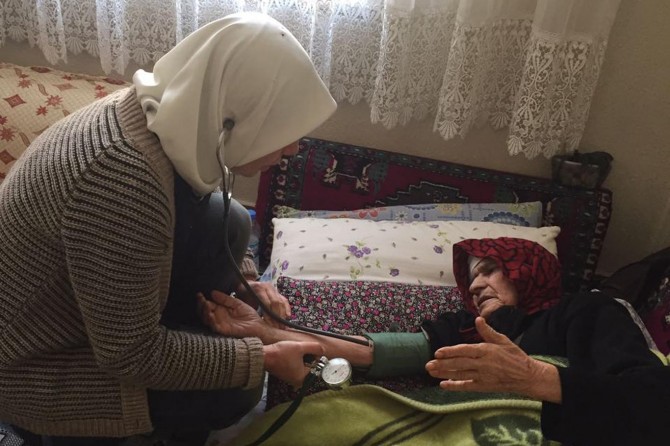 Batman’da binlerce kişiye evde sağlık hizmeti verildi