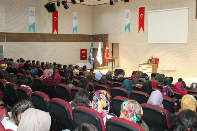 "Modern zamanların algıları ve ideolojileri şahısları şımartmaya yöneliktir"