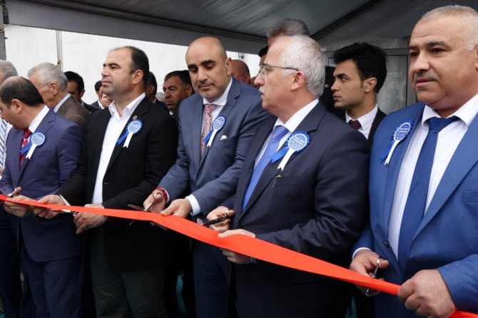 “İnşaat Mobilya ve Dekorasyon Fuarı” açıldı