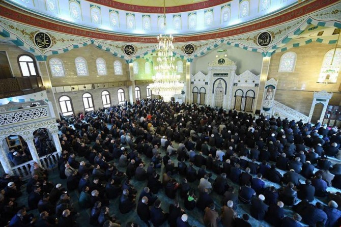 Gaziantepliler Regaip Kandilini camilerde idrak etti