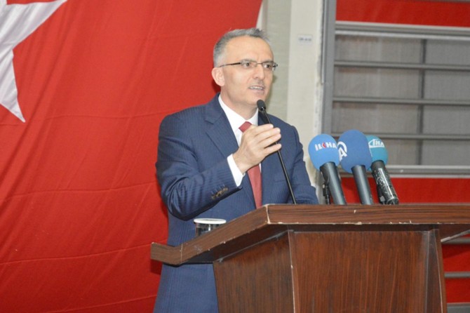 Avrupa referandumda 'hayır' çıkması için elinden geleni yapıyor
