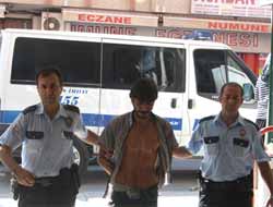 Sokak Ortasında Eşini Bıçakla Kovaladı