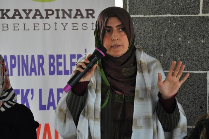 Arîkara Serokê Şaredariyê qala projeyên îfsadê yên ku DBP li navendên çandê dikir kir