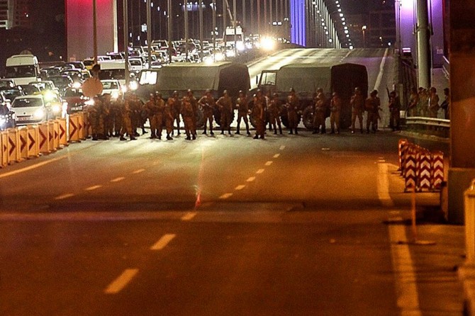 Darbeci General ABD ile 9 telefon görüşmesi yapmış