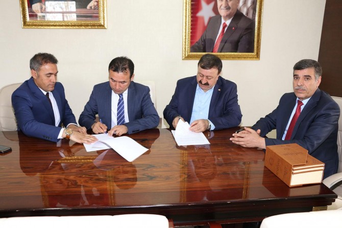 Kayapınar Belediyesi ile Bem-Bir-Sen arasında sözleşme imzalandı