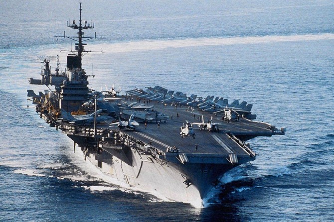 ABD, Suriye'de hava üssünü vurdu