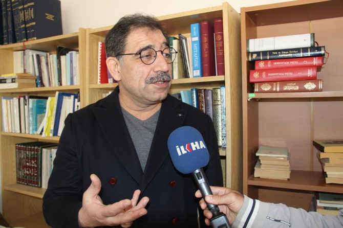 "Batı ülkeleri kaostan besleniyor"