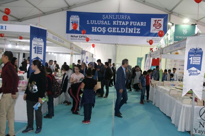 Şanlıurfa’da "1’inci Ulusal Şanlıurfa Kitap Fuarı" açıldı