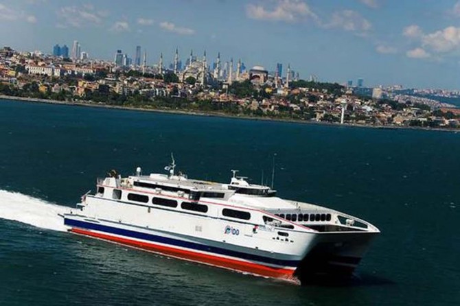 Feribot seferlerine miting engeli