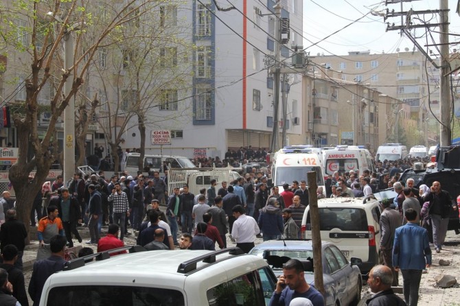 "Patlamada bir sivil personel hayatını kaybetti"