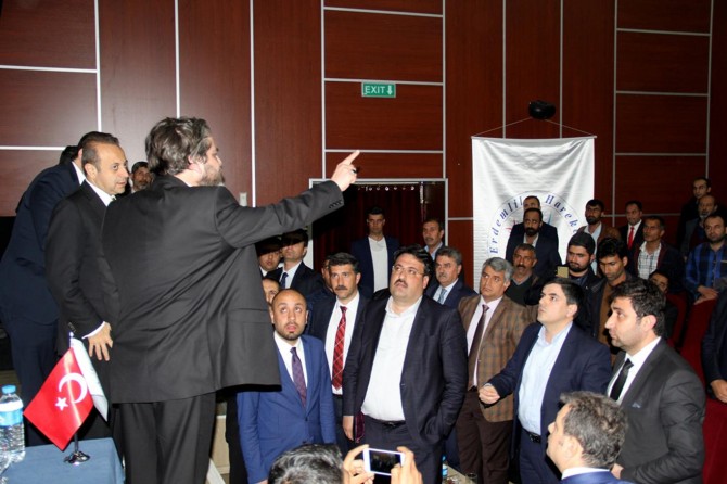 "Nerede bir ihale vekillerimiz ve onun yakınları orada!"