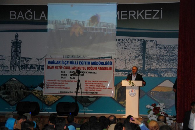 "İnsanlar İslam'ın barış olduğunu bizim şahsımızda görmelidir"