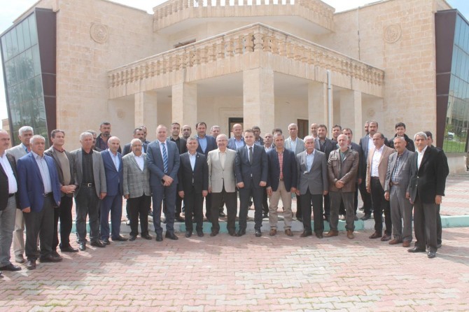 Vali Yaman Hububat Ticaret Merkezini ziyaret etti