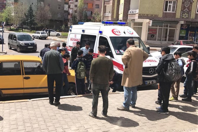 Li Diyarbekirê êrîşa çekdarî