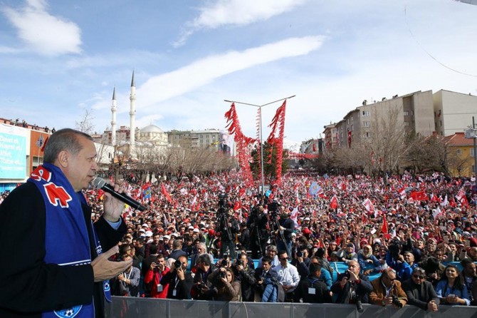Serokkomar Erdogan mizgînî da nexweşên pençeşêrê