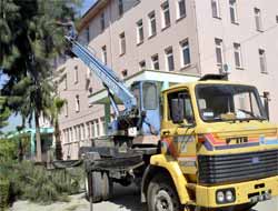 Okulların Bahçeleri Bakım ve Onarımdan Geçiriliyor