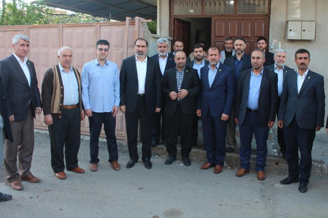 HÜDA PAR heyeti FETÖ yargısı mağdurlarını ziyaret etti