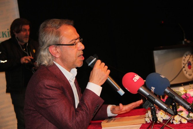 “Em edebiyata emperyalîstan dixwînin lê edebiyata min a Kurdî di mifredatê de tune”