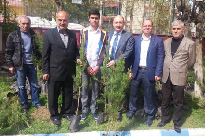 Okullara binlerce fidan dağıtılacak