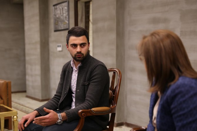 Darbeci askerlerle çatışan asker belediyede işe alındı