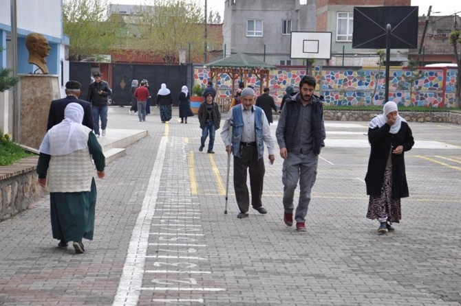 Batman'da referandum oylaması başladı