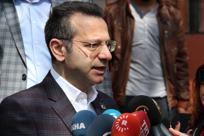 Vali Aksoy oyunu kullandı