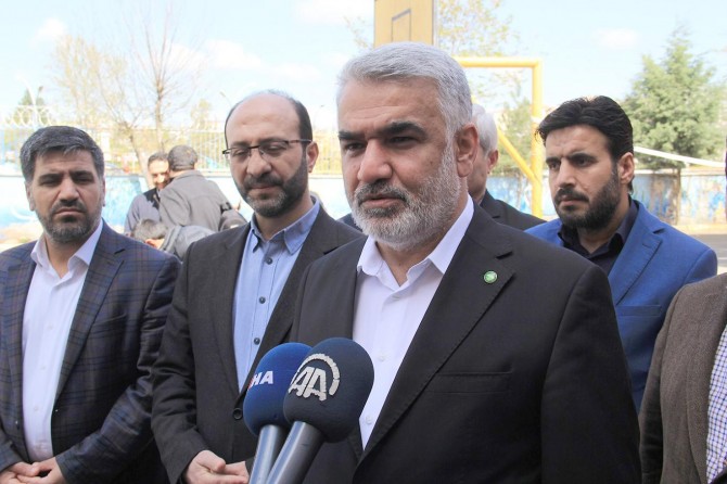 HÜDA PAR Genel Başkanı Yapıcıoğlu oyunu kullandı