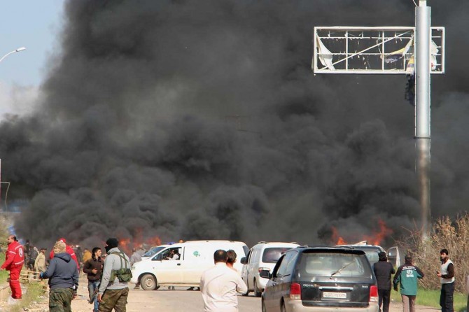 Attack on evacuation convoy in Syria: More than 100 dead