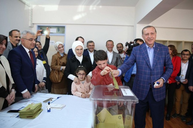 Serokkomar Erdogan: Ev raydaneke ji rêzê ve nîne