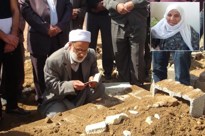 Oğlunun hasretiyle vefat eden anne defnedildi