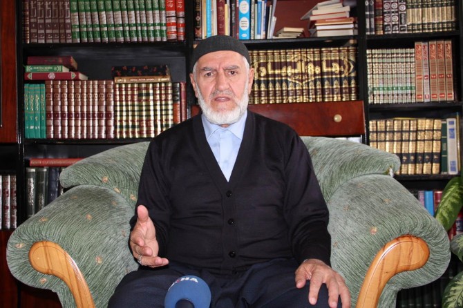 "1982 Anayasası'na 'ret' veren bizler bu anayasaya 'evet' oyu verdik"