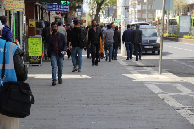 Diyarbakırlılar referandum sonucunu değerlendirdi