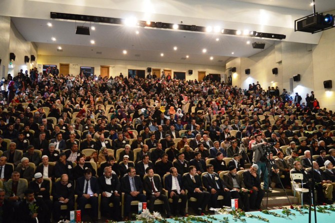 "Dünya insanlığa dar geliyorsa bunun tek sebebi Kur’an’dan uzaklaşmamızdır"