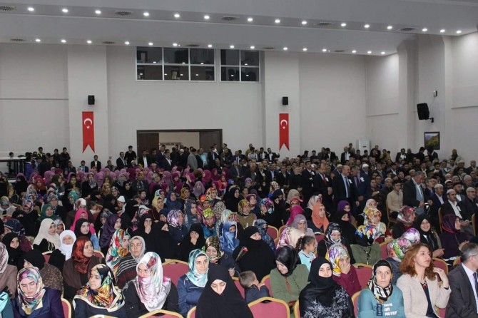 "Hz Muhammed 'Emin' vasfıyla anıldı"