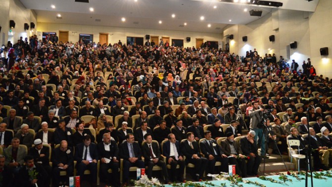 “Heke dinya ji mirovahiyê re teng tê sedema vê yekê dûrketina ji Quranê ye”