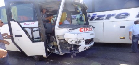 Çınar’da Trafik Kazası foto